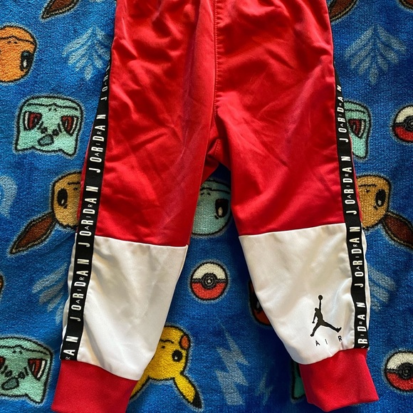 Jordan Red and White Sweatpants with Iconic Jumpman - Picture 1 of 5